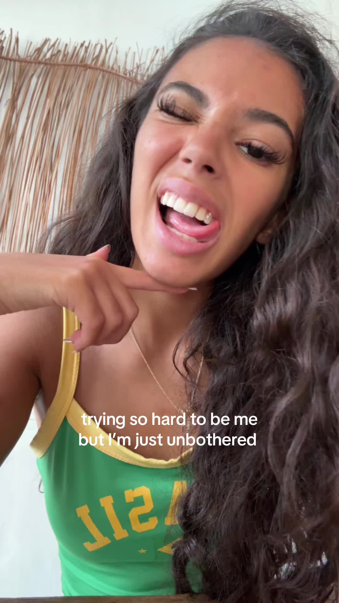 @LAEYA