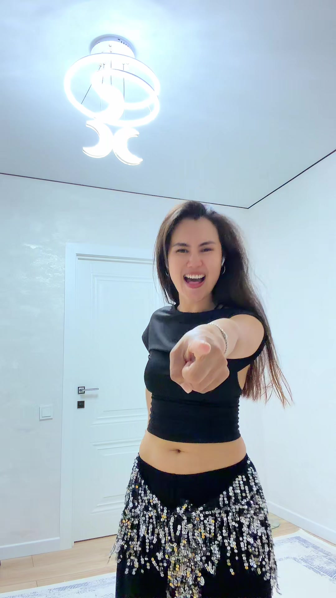 @Тина