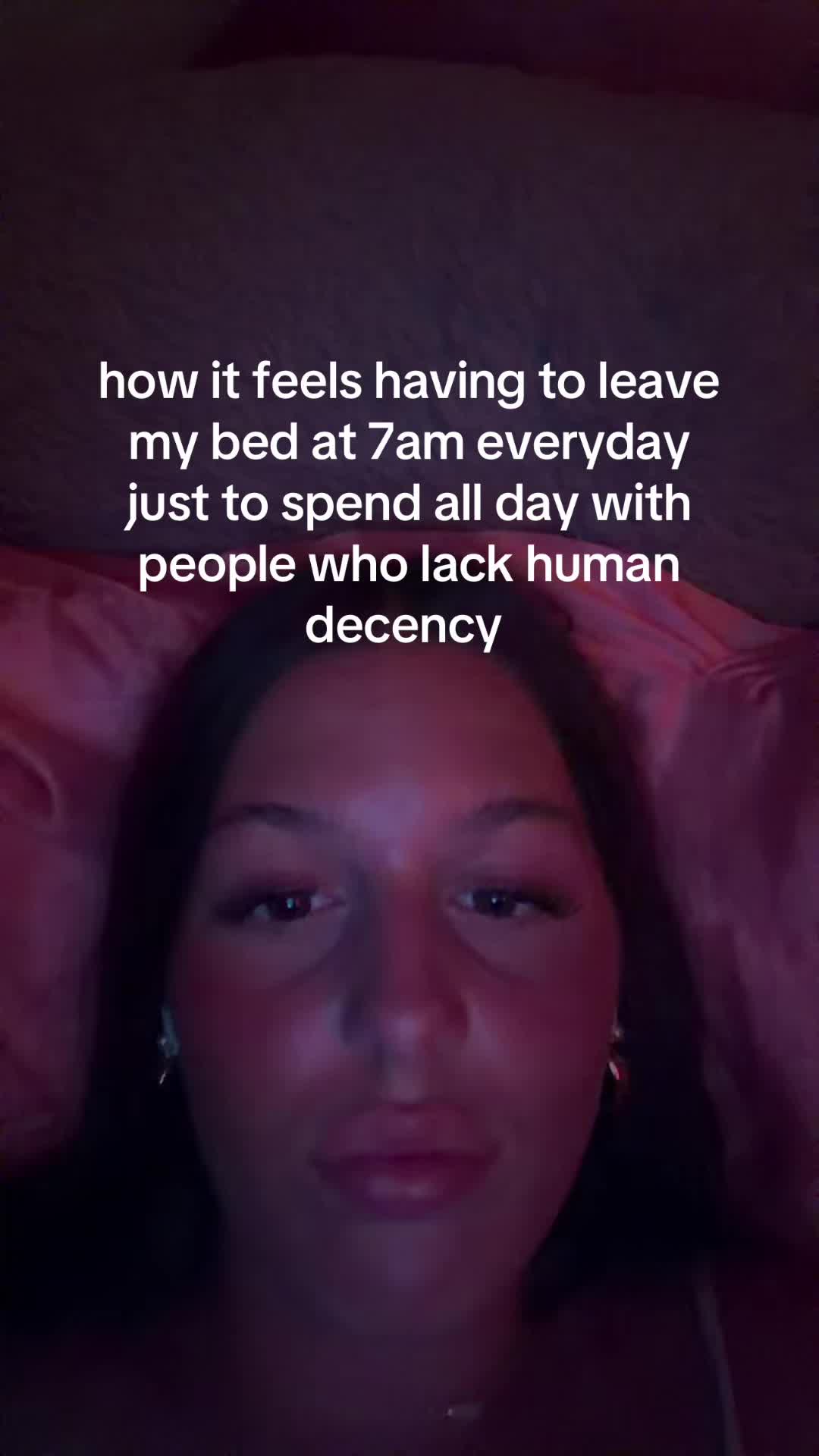 @👻