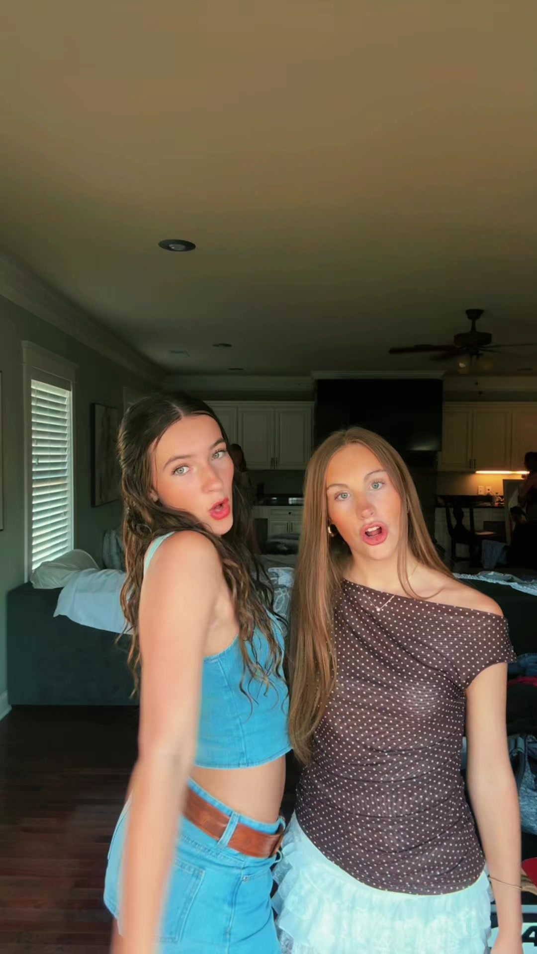 @😝