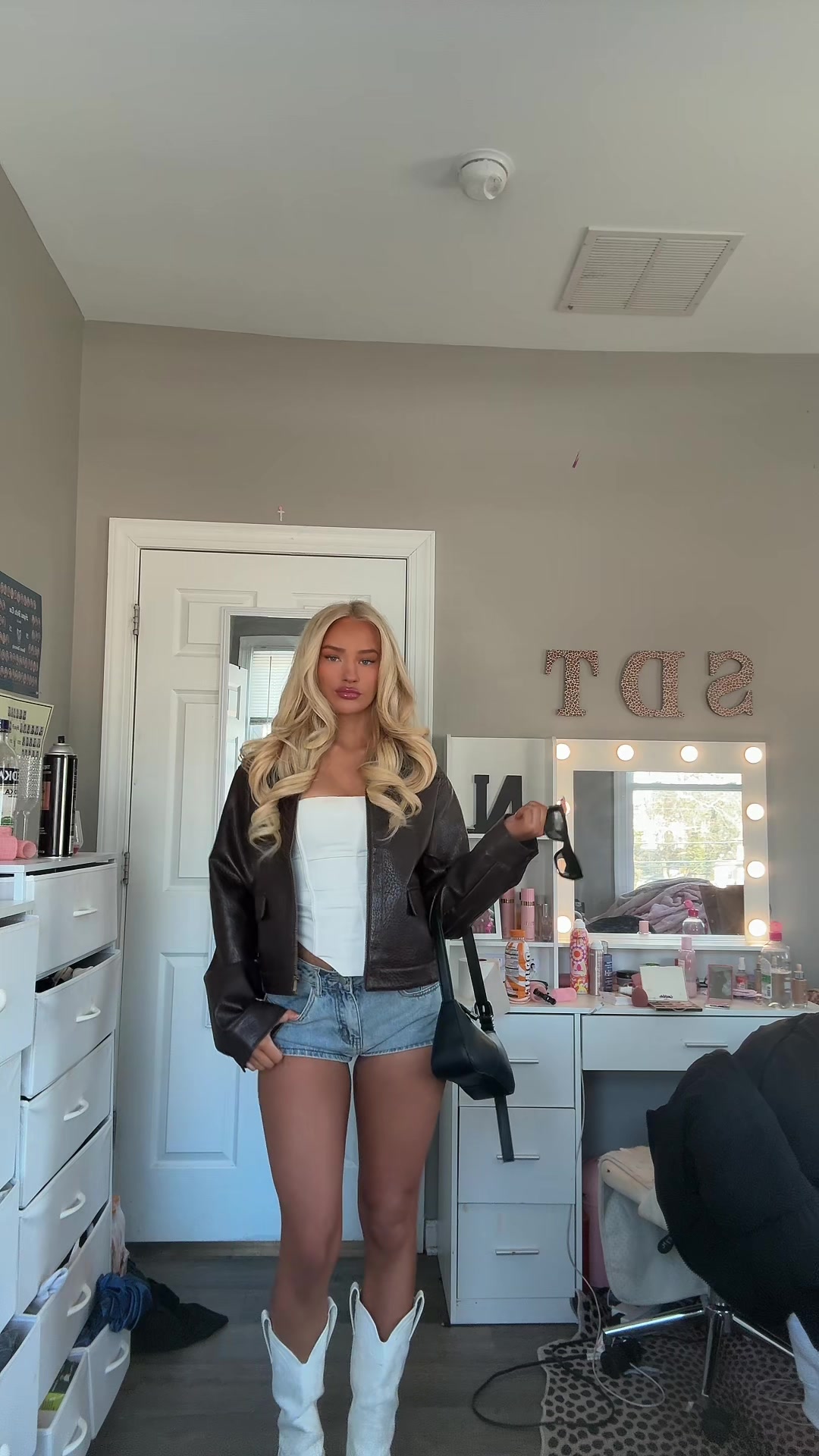 @nicolettaxcx