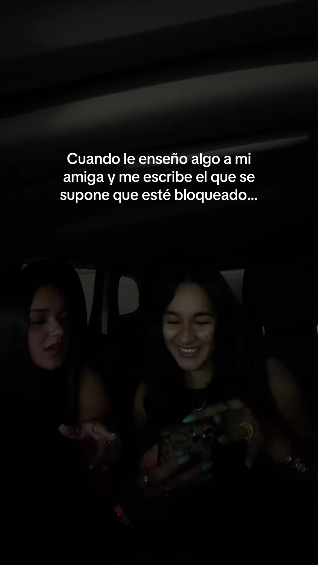 @karlasofiiiiia