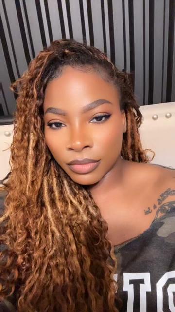 @💕GIRL_THATS_VEE 💕