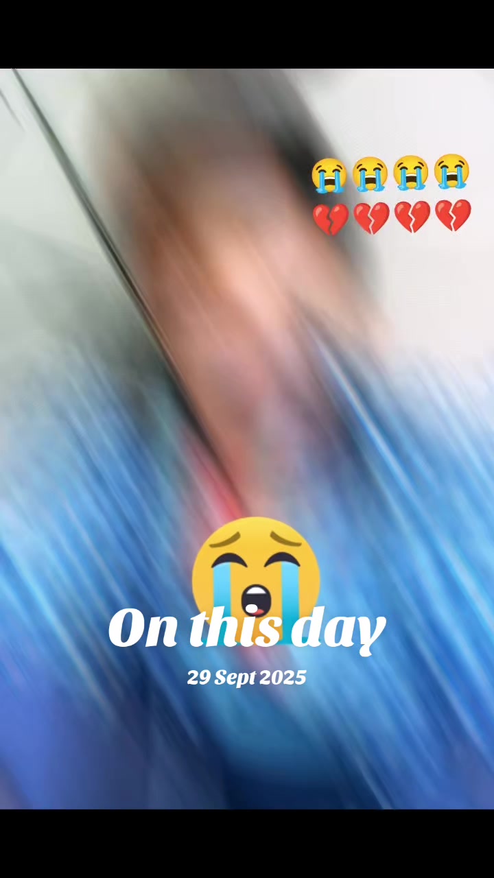 @😭😭😭