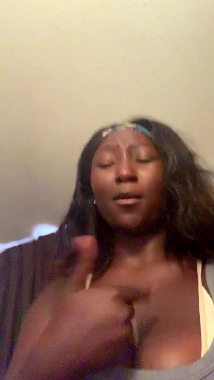@Shanaija