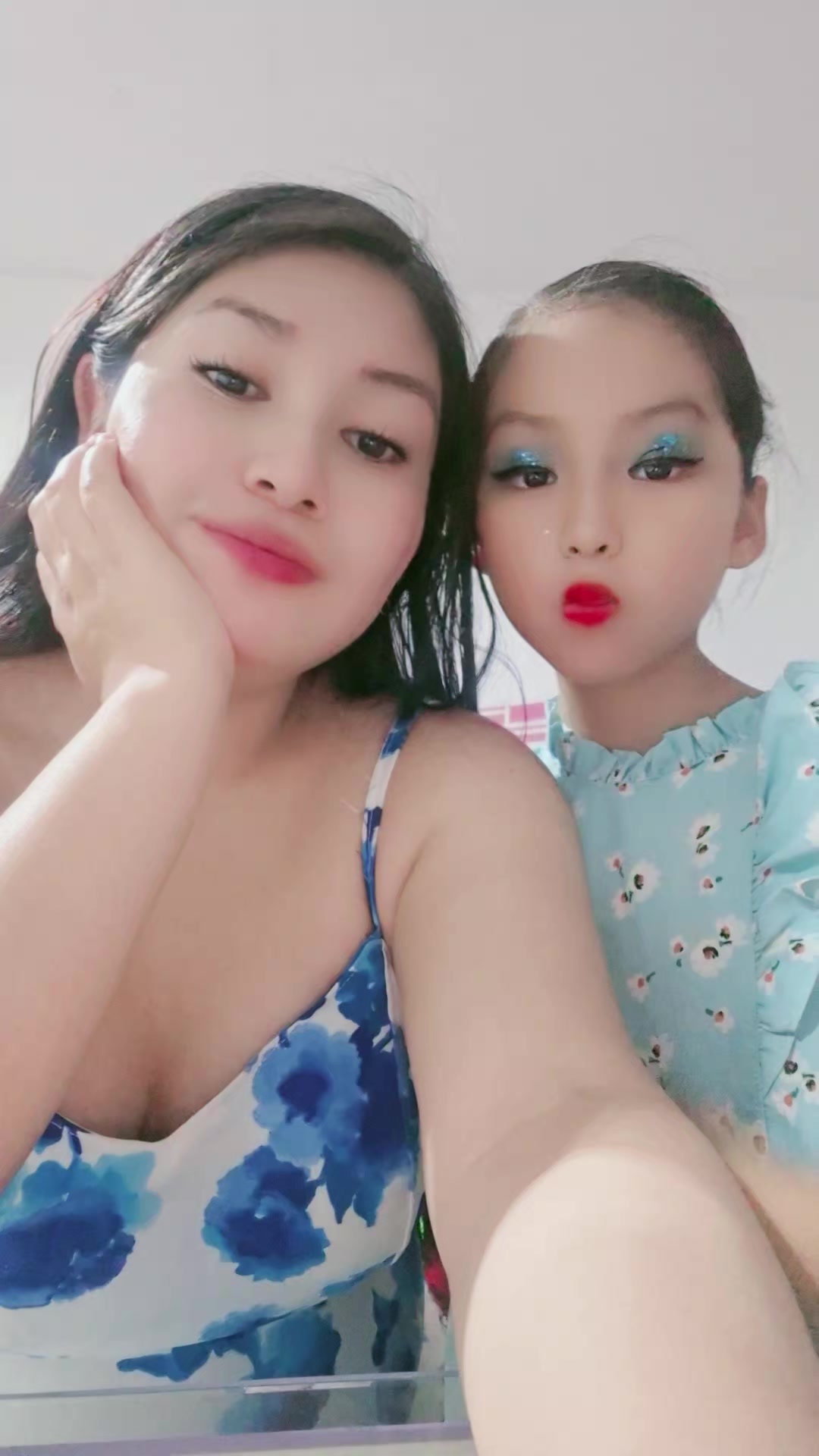 @yady Tarazona 💐🥂