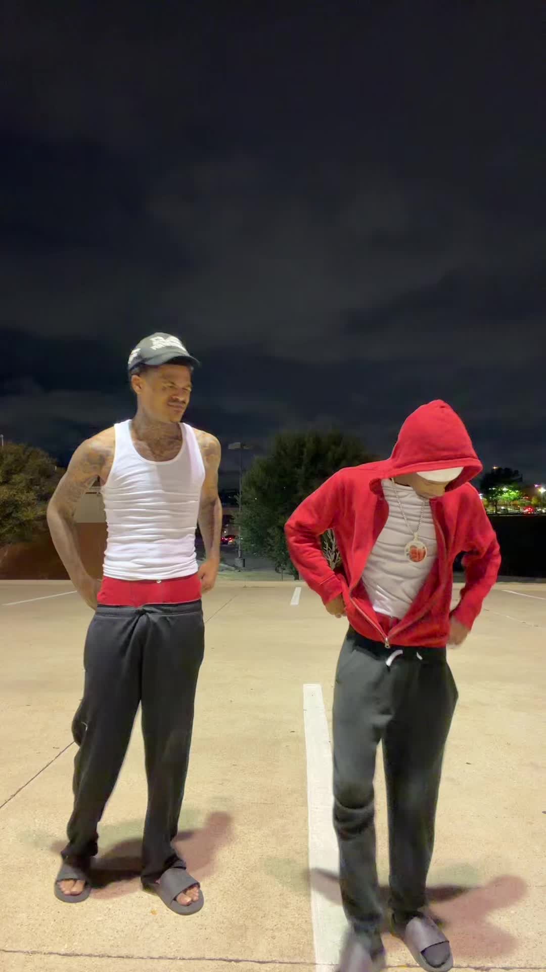 @𝗣𝗼𝗹𝗼