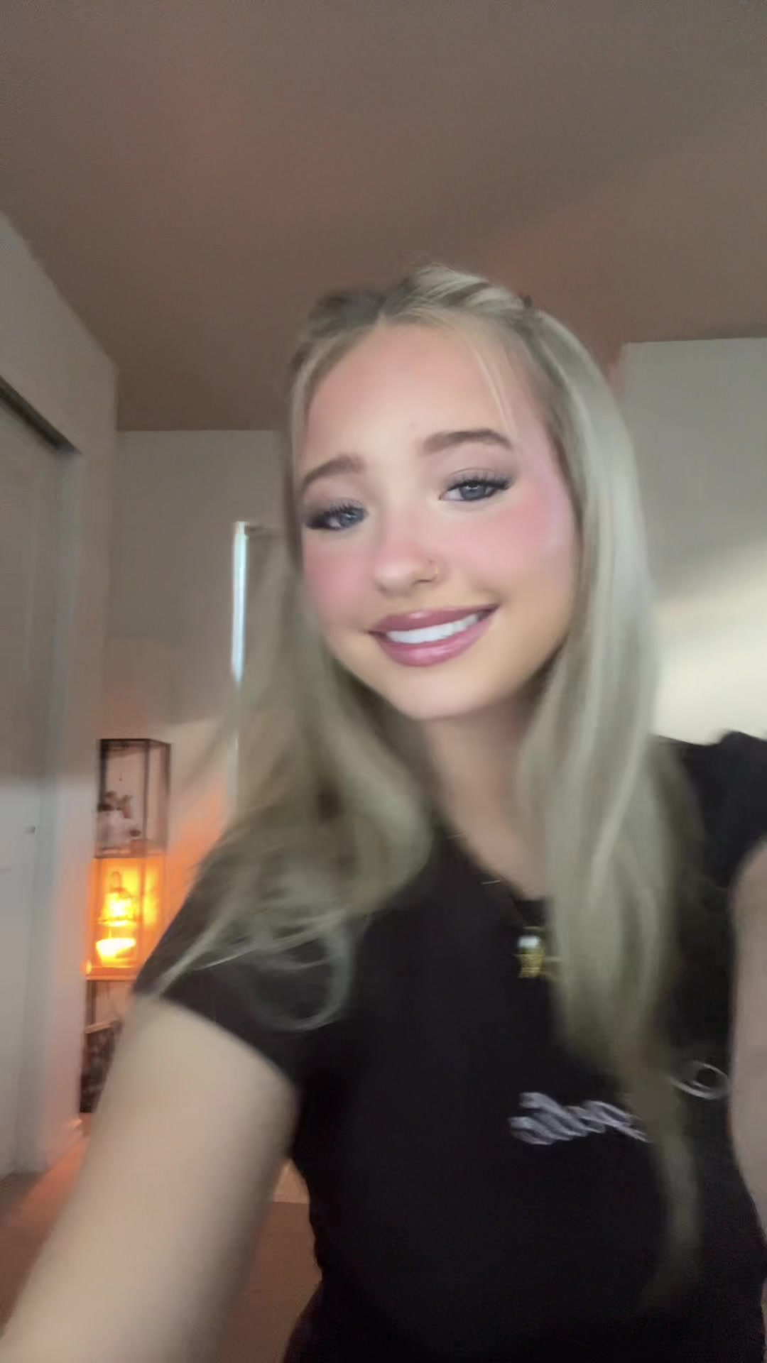 @pinkunicornglitter49
