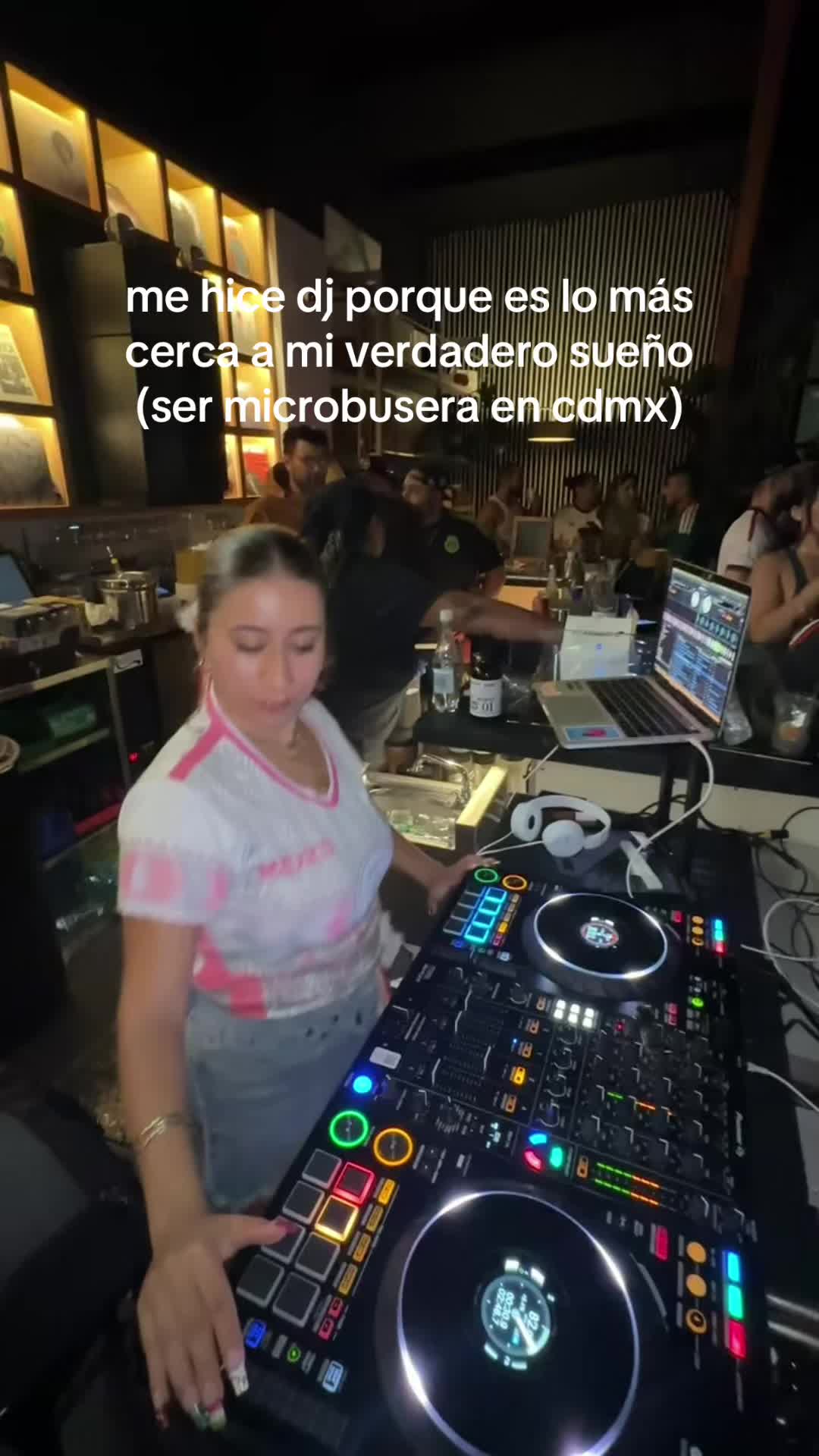 @b.bruja