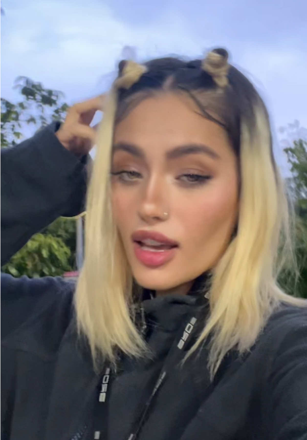 @rozhstorm