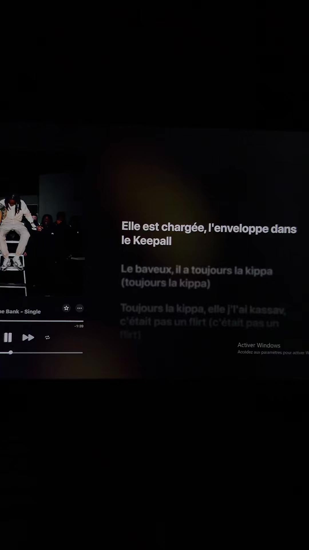 @Lyrics_vibes