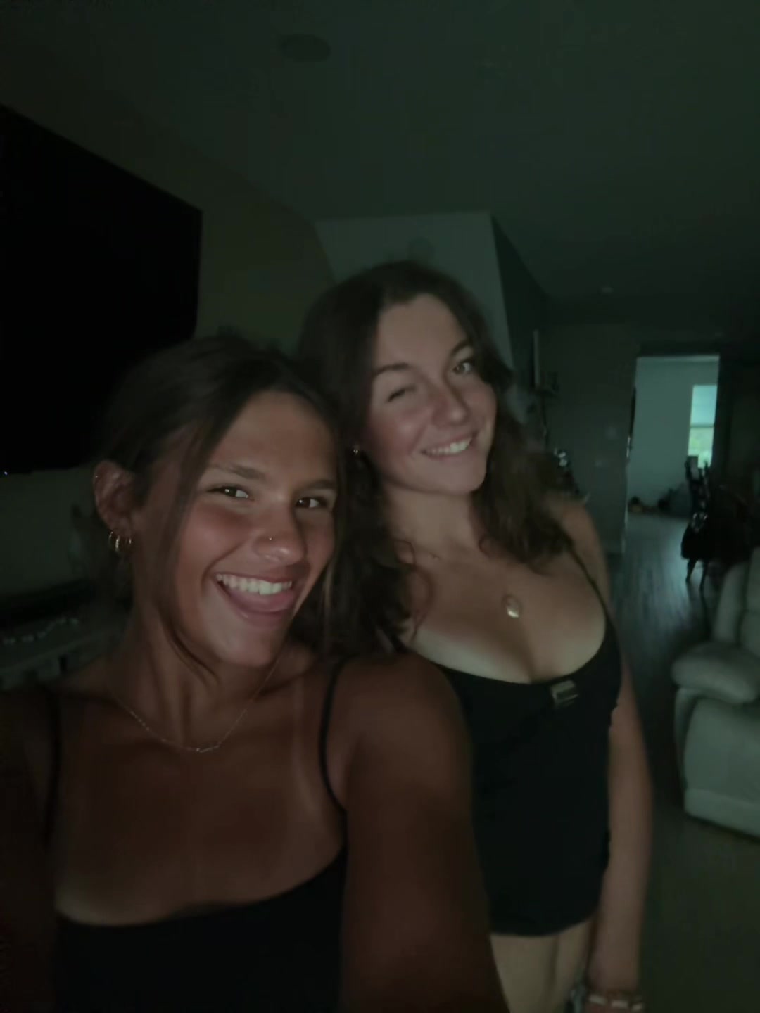 @ri_annespamzzz