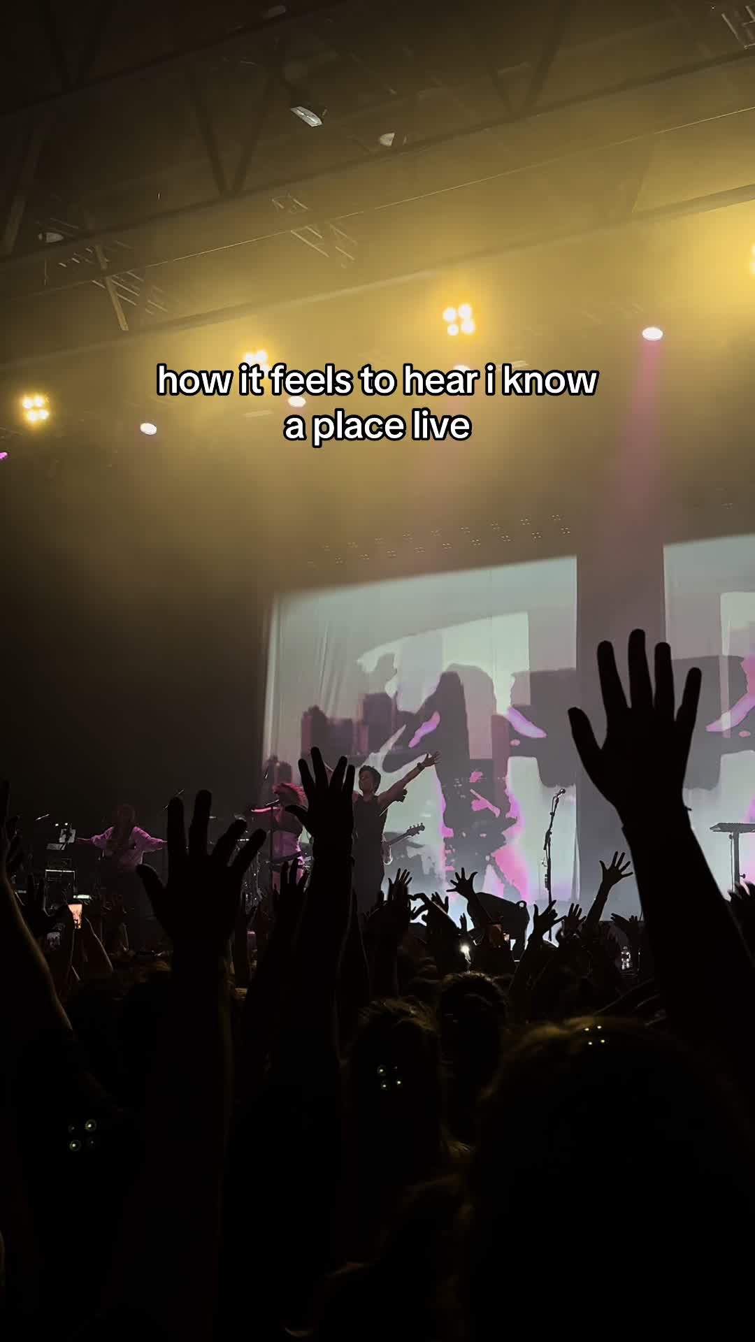 @claire | live music photog
