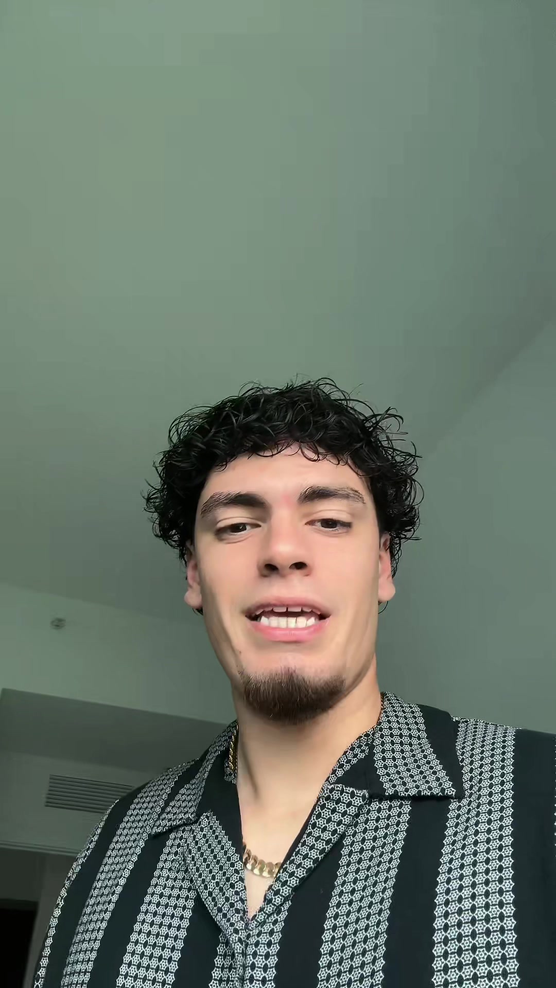 @olivia