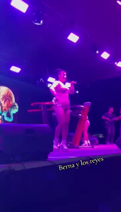 @Lupita Ramírez Mua