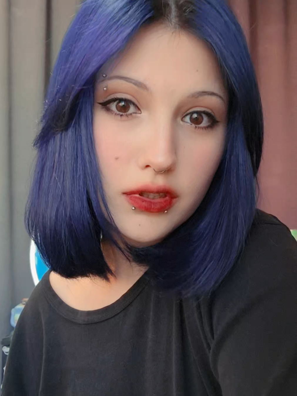 @уляна