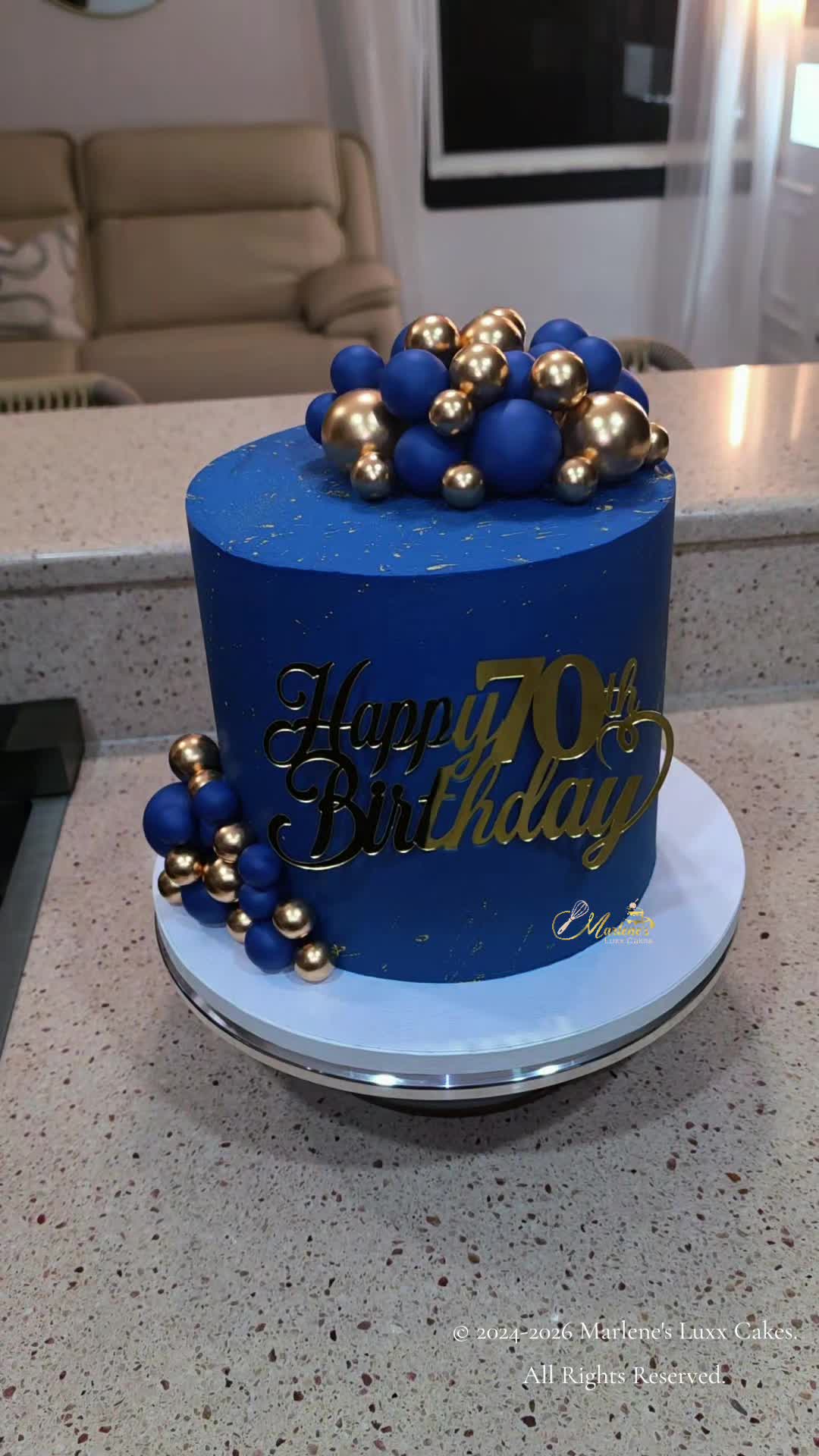@Marlene'sLuxx_Cakes&Dishes