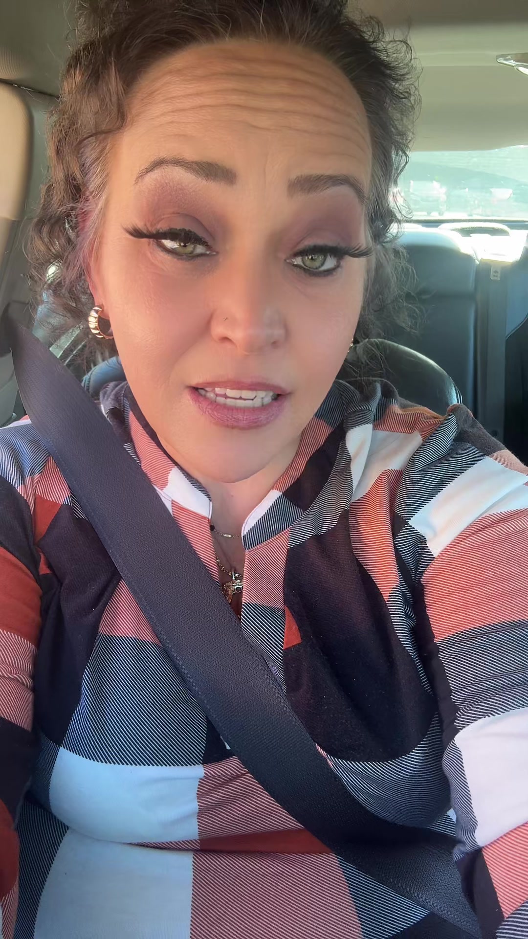 @Bee