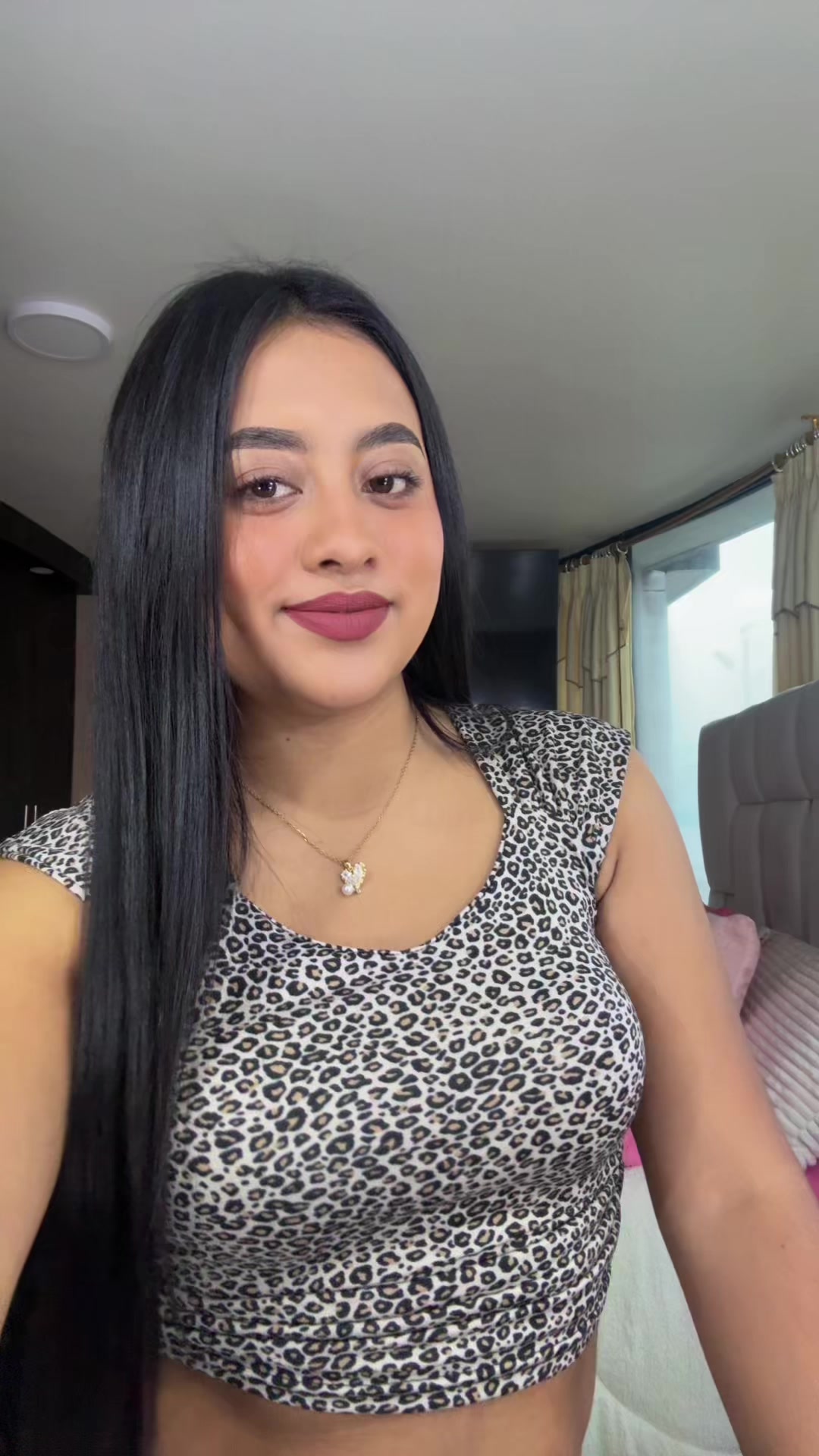 @𝑀𝐼𝐾𝐼 𝑇𝐸𝐹𝑌𝑆 👸