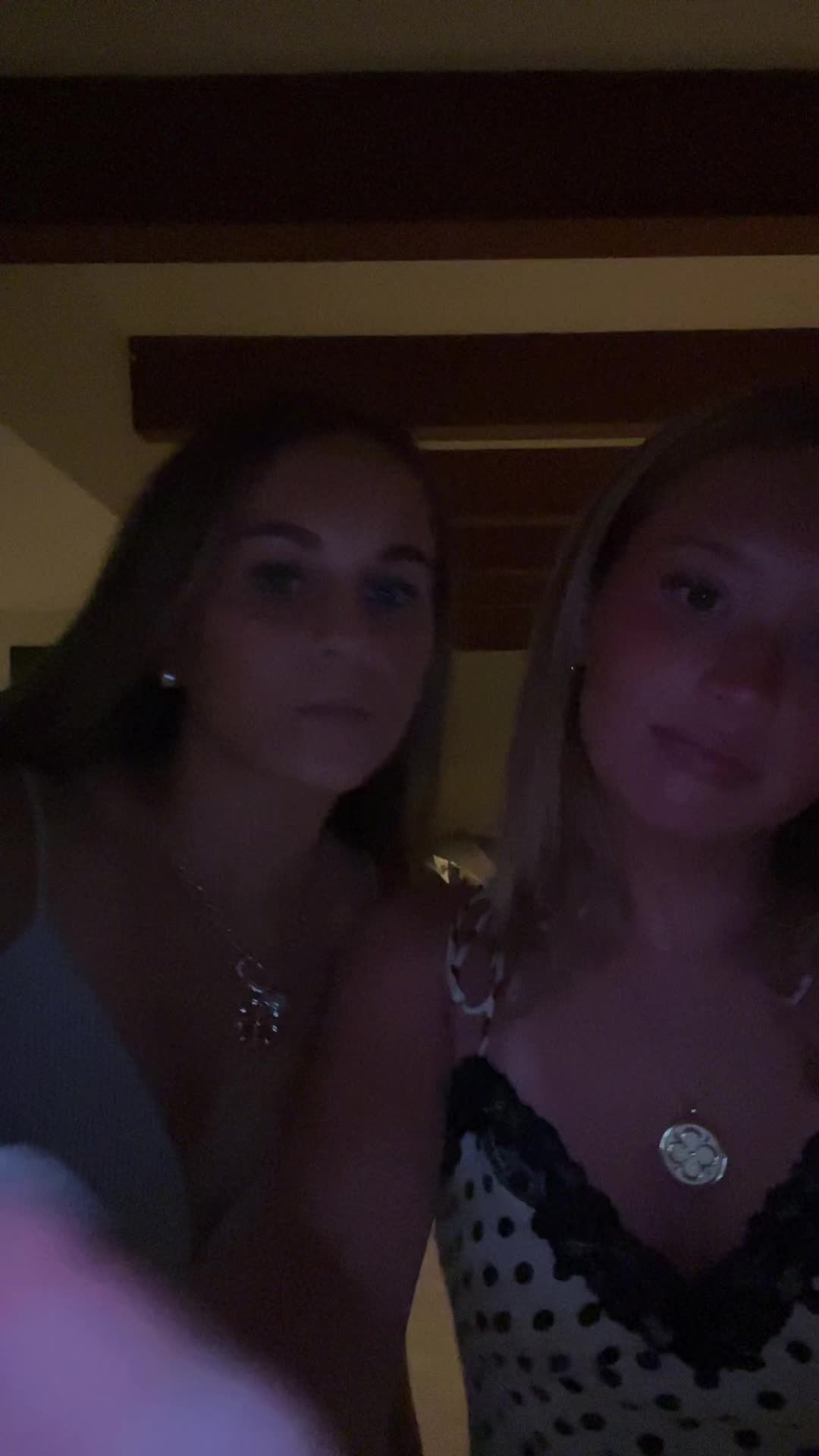 @linds12344