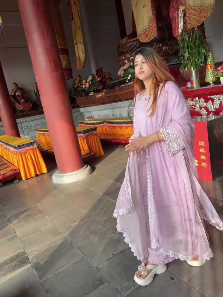 @🇧🇩Reya❤️Zerong🇨🇳