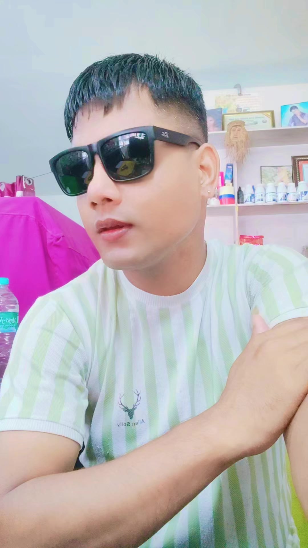 @Niraj Chaudhary 🎥📷️🎤