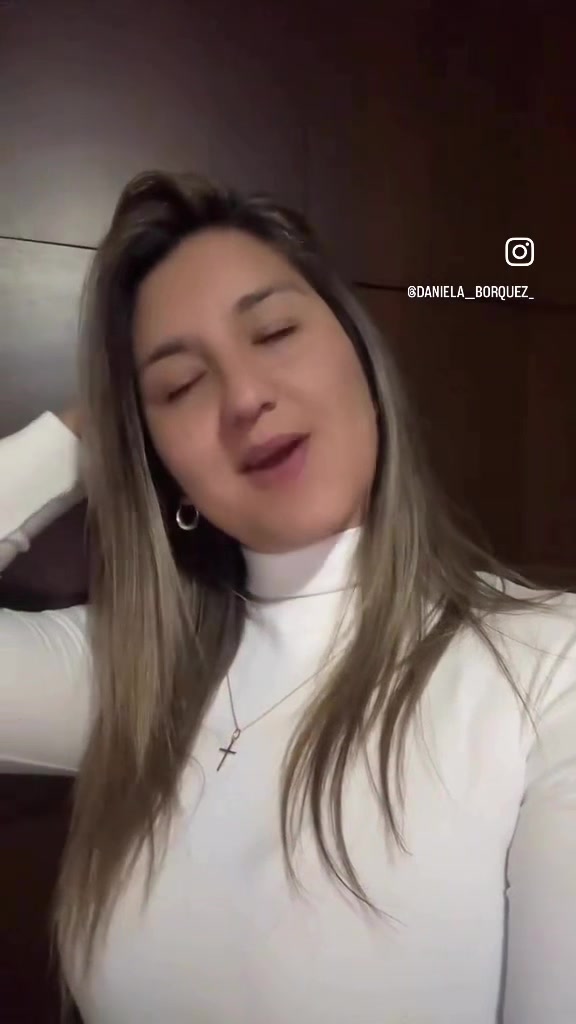 @daniela