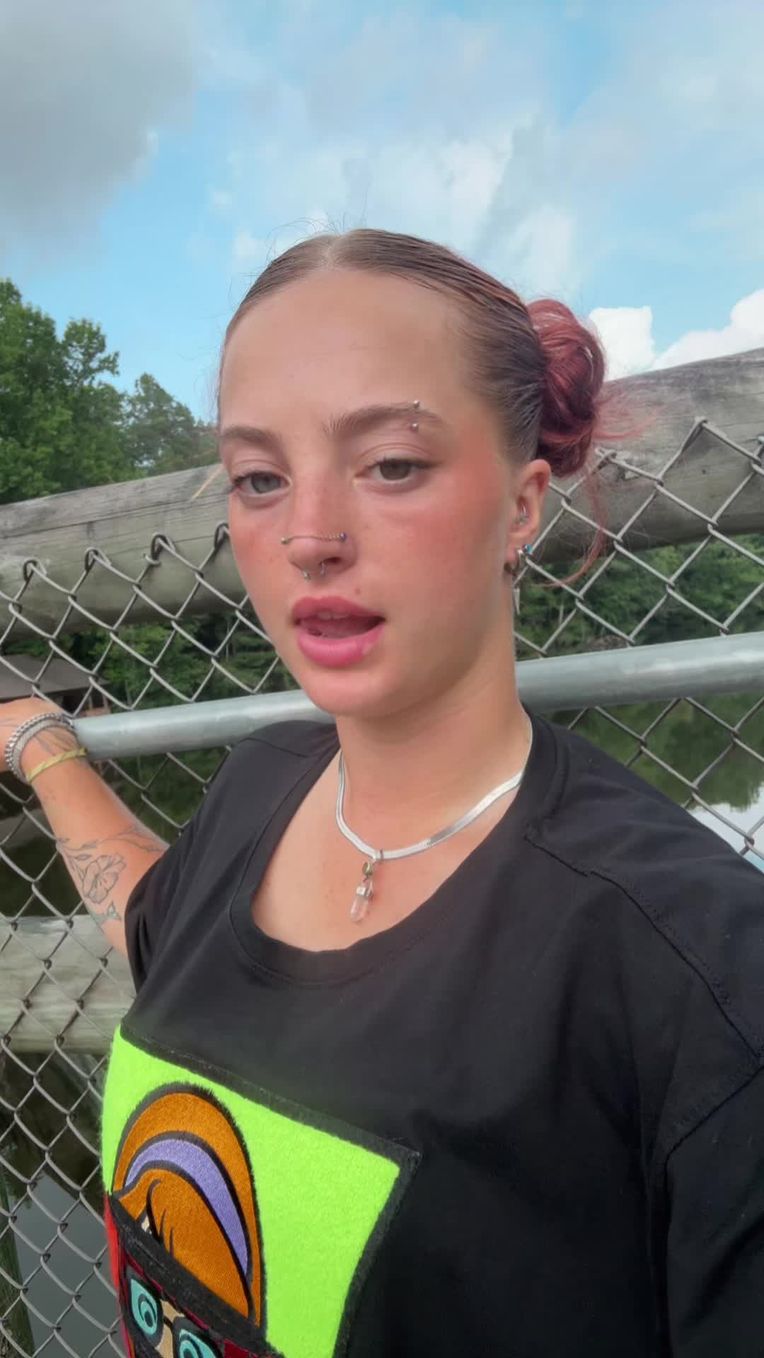 @Sky🌶️
