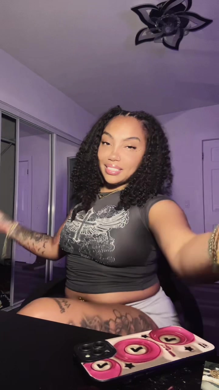 @Goddess🌻 Shamayaa Shimmyy