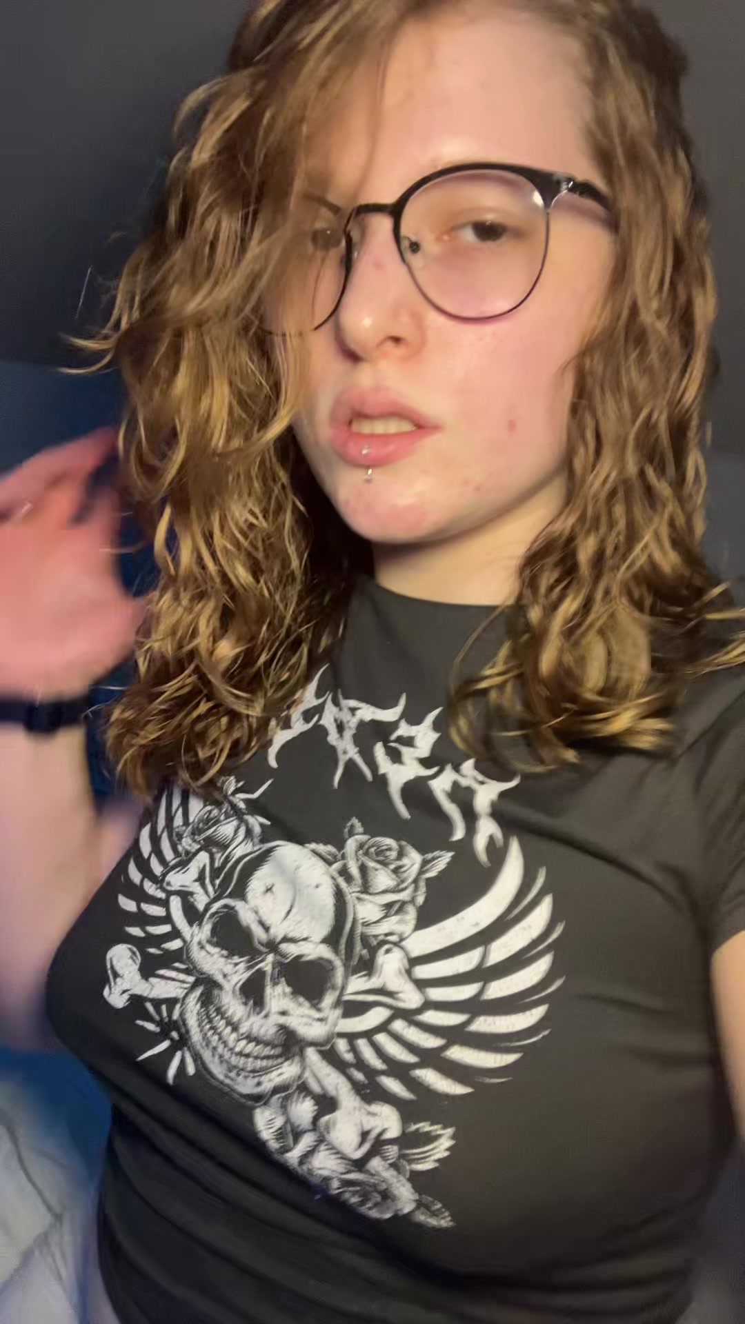 @adrienh711