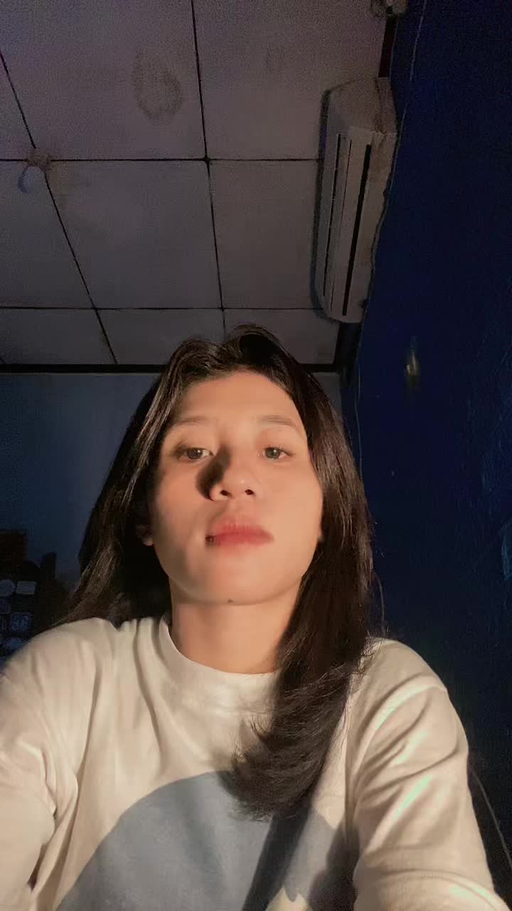 @Nona_Chyn2411