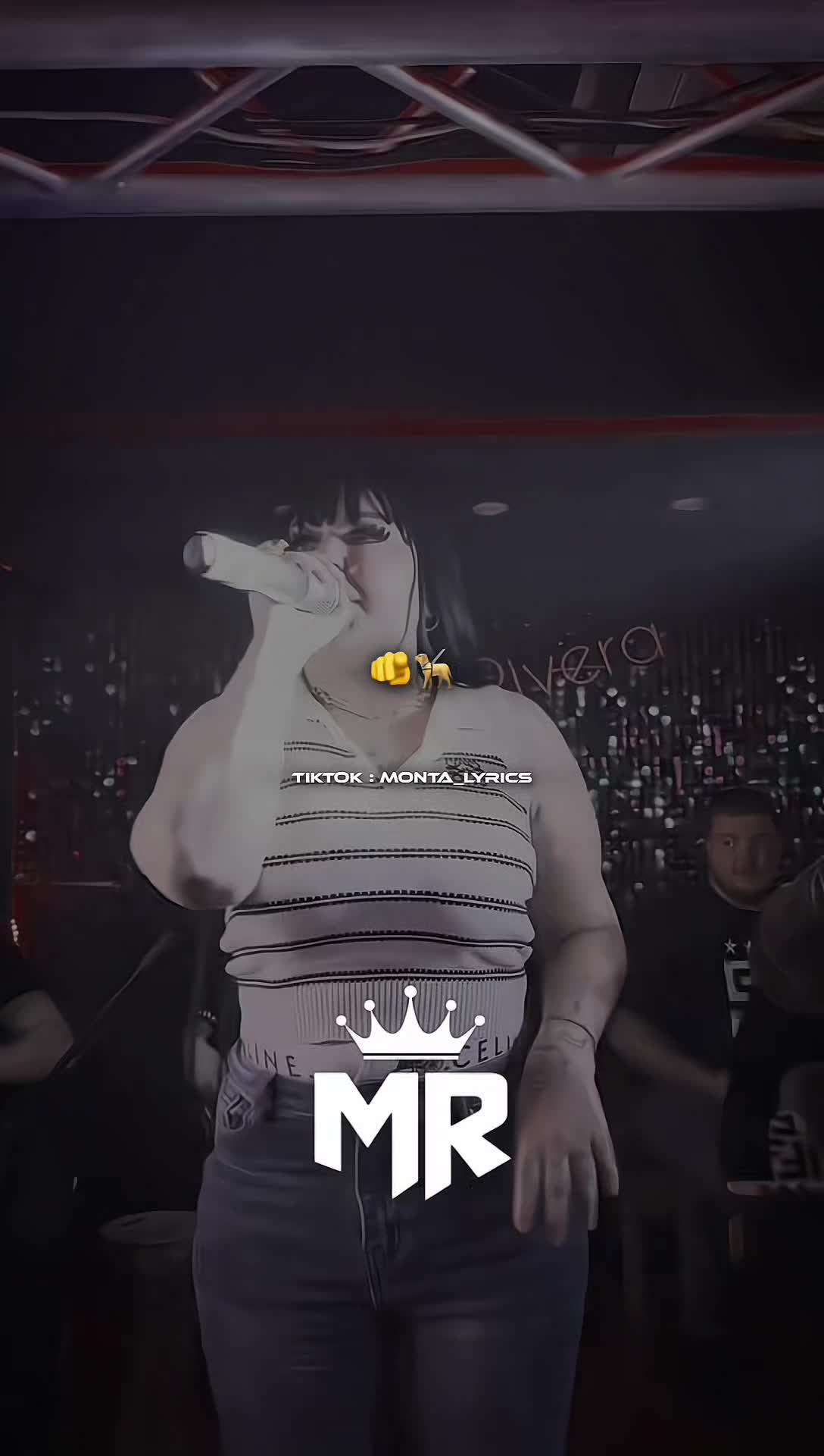 @𝙈𝙤𝙣𝙩𝙖 𝙇𝙮𝙧𝙞𝙘𝙨 🥇