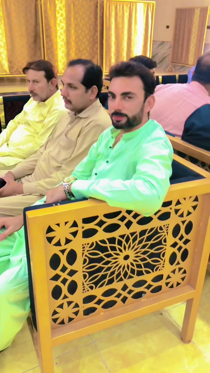 @ANWAAR 💐
