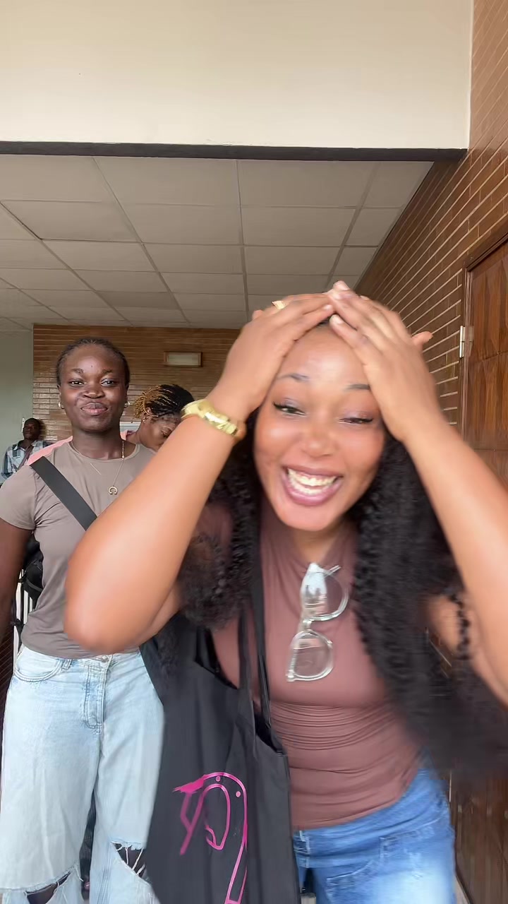 @Christelle Miller💜🇫🇷🇹🇬