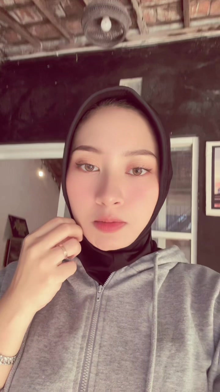 @yulisafv3