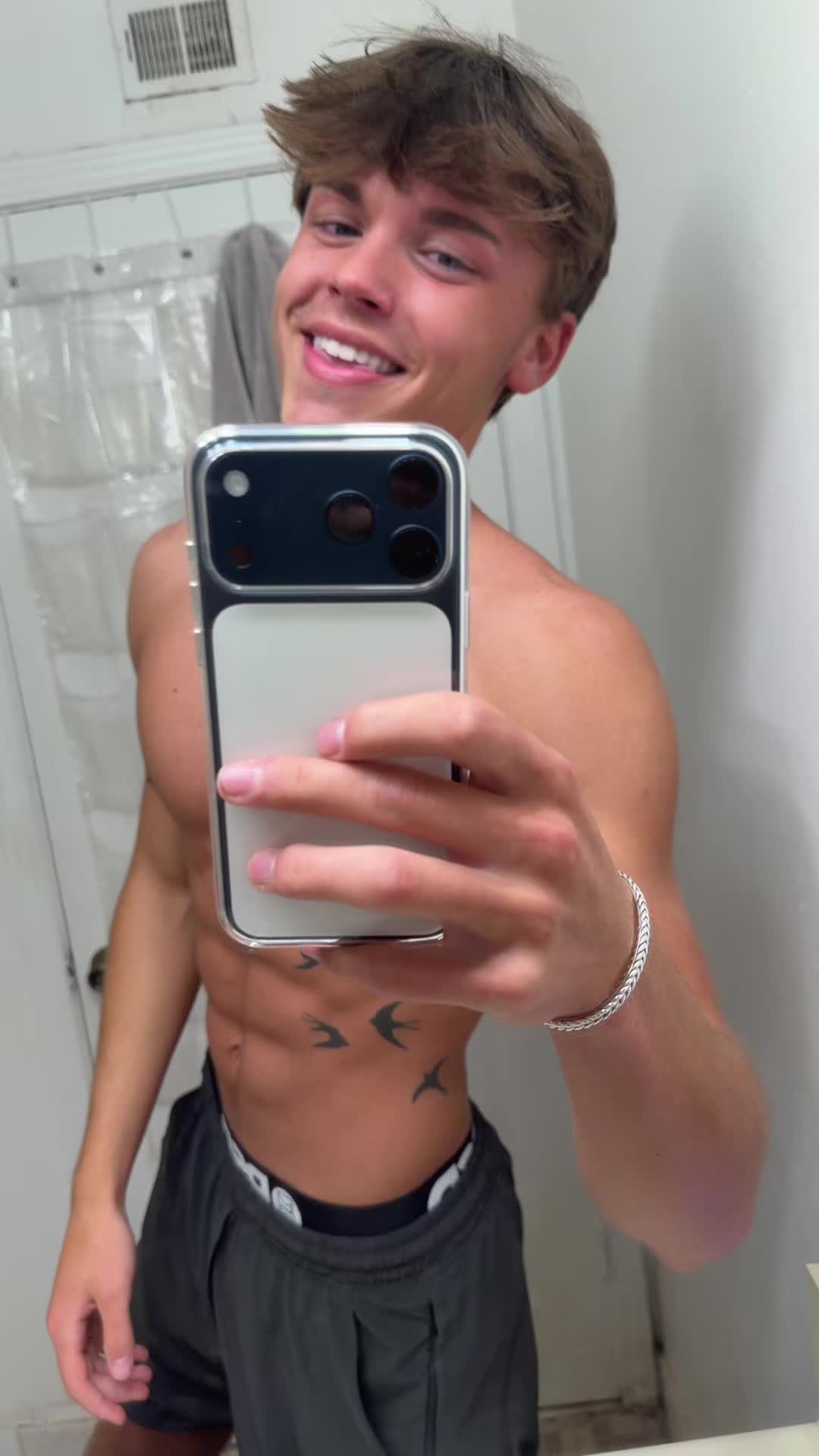 @Bryce🦈