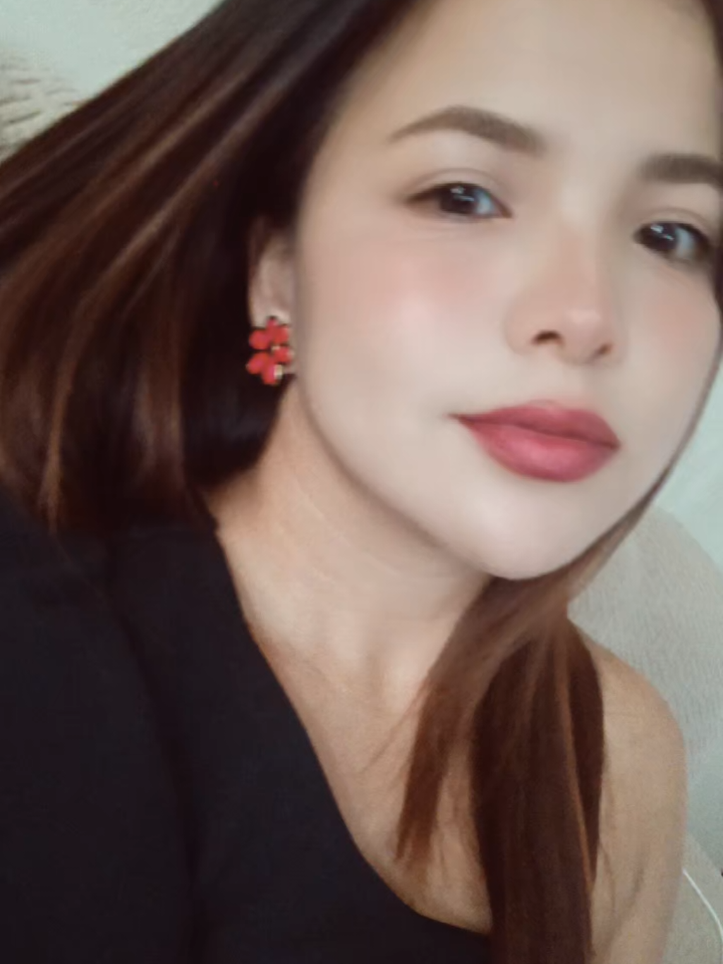 @Nelly te empez&oacute; a seguir 🌹