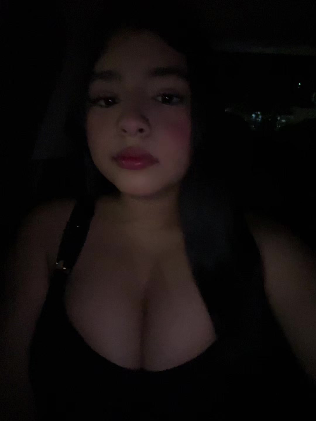 @𝓋𝒾𝒶𝓃𝑒𝓎