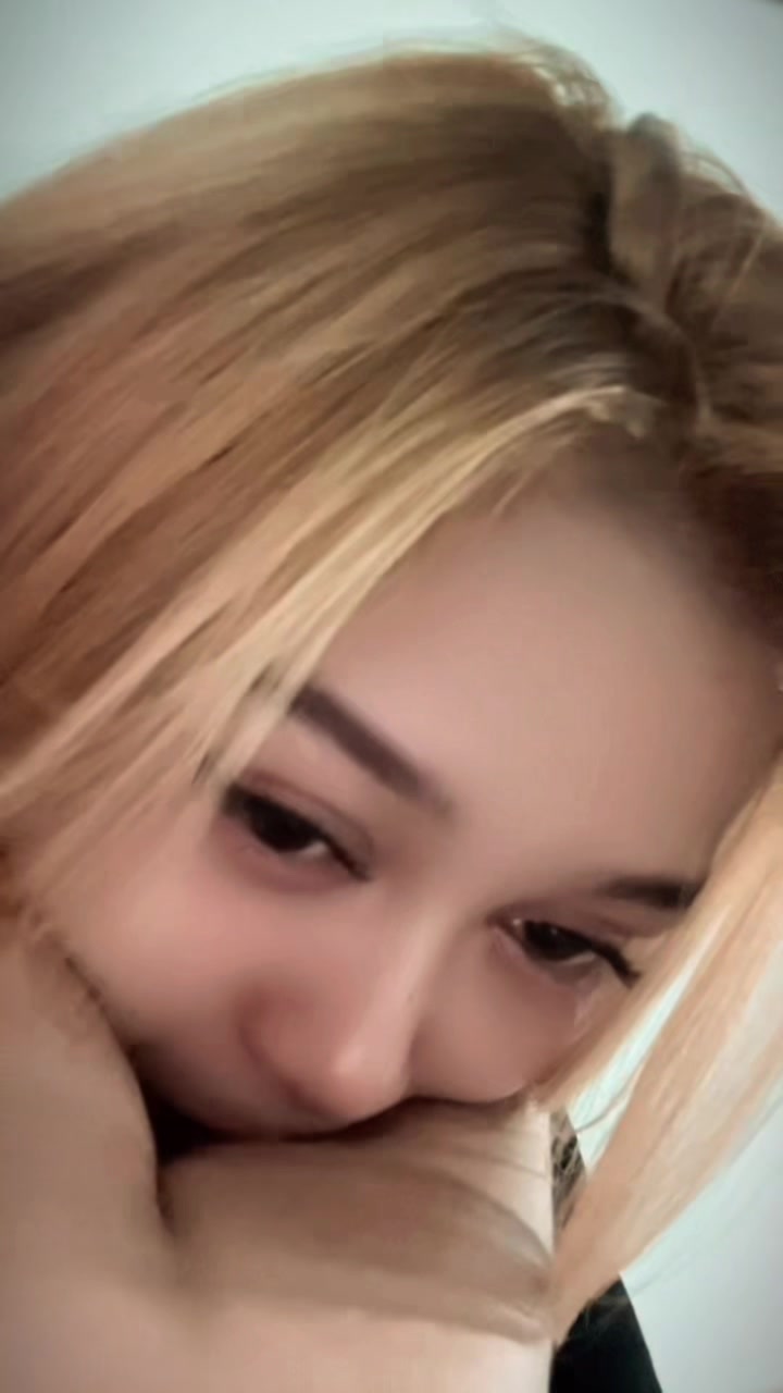 @ๅฐๆๆ๐ซ๐ฐ๐ญ๐จ๐ณ