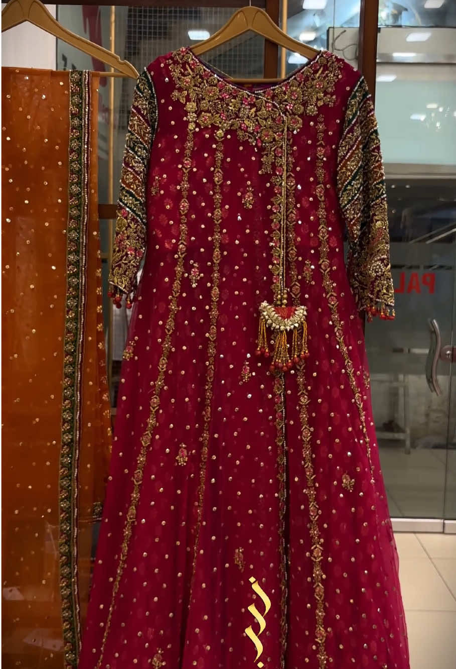 @zarri.palace