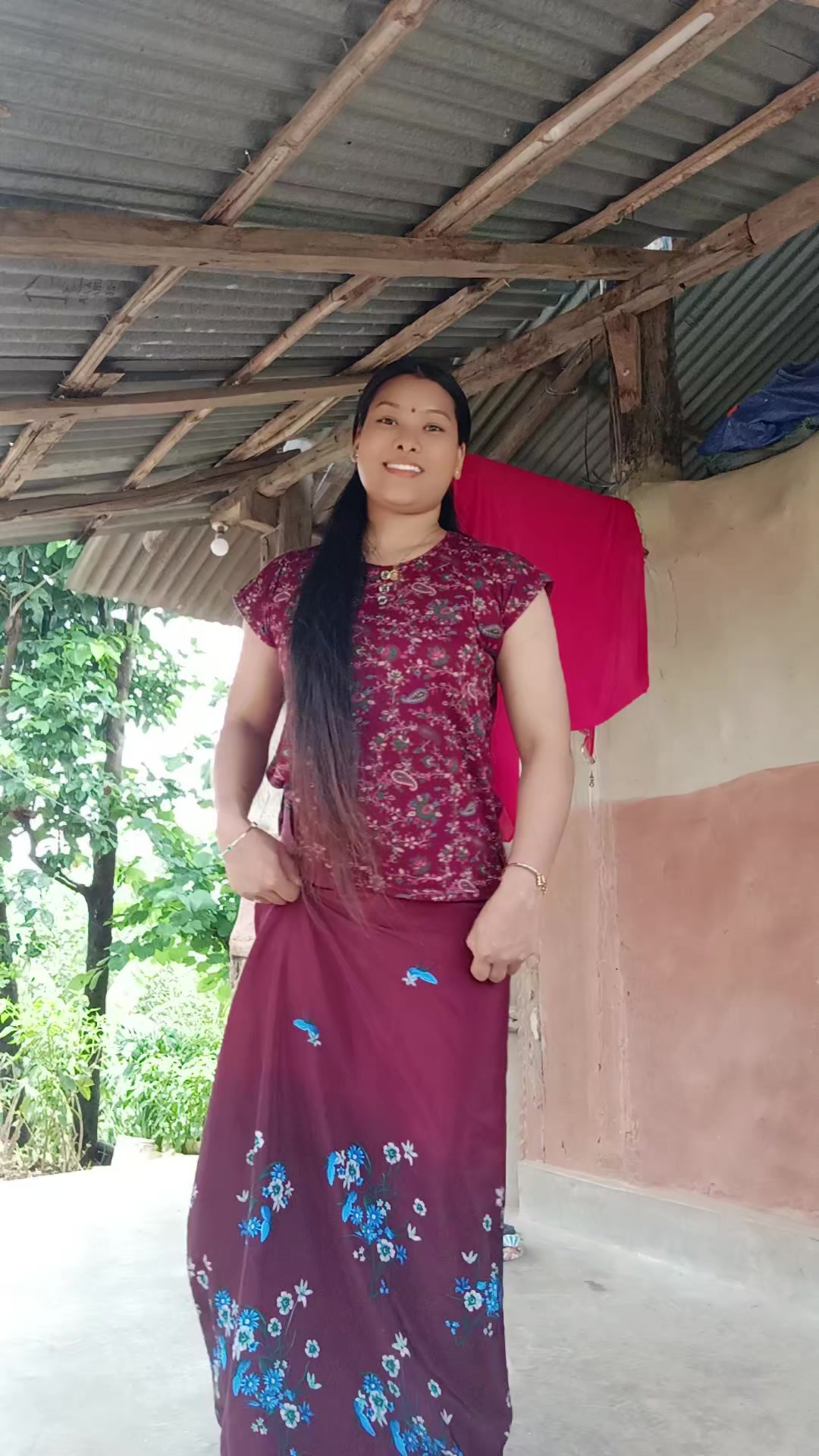 @Miss thapa 💋🤞