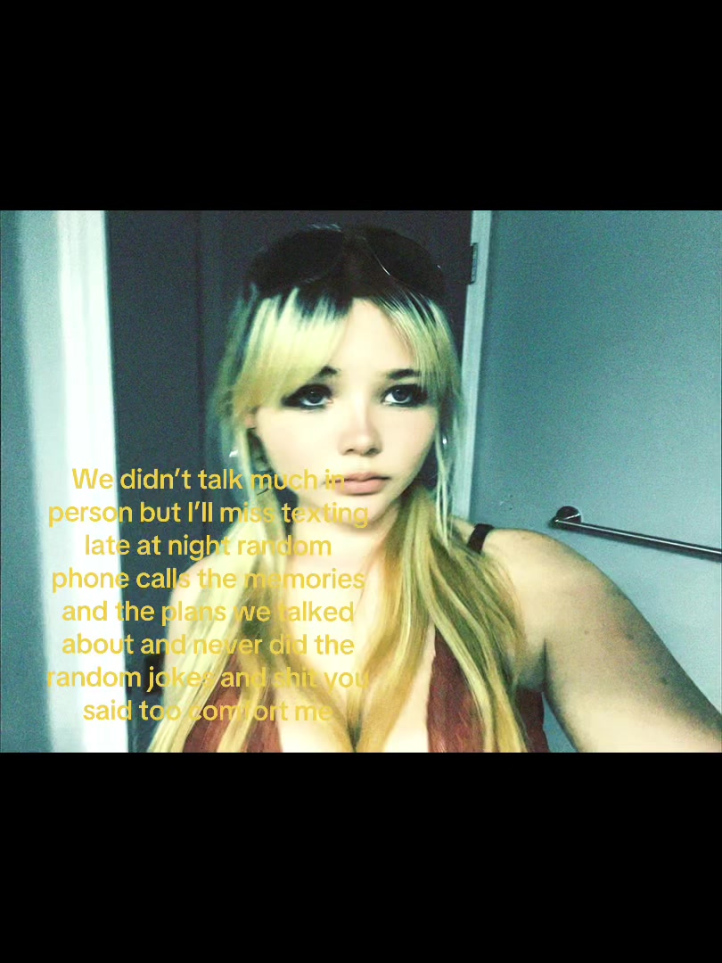 @ELL!!👽🦇
