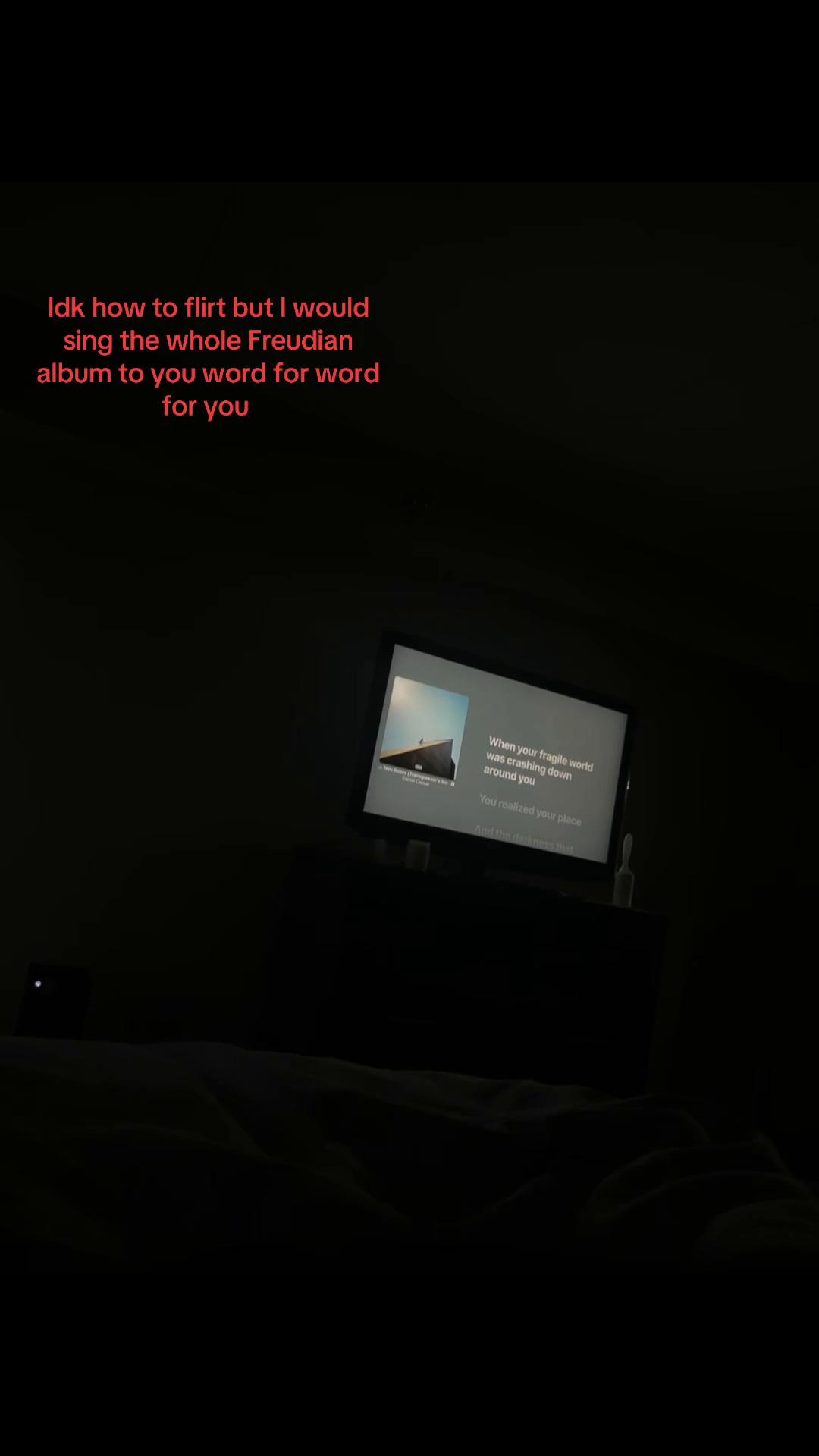 @𖣂