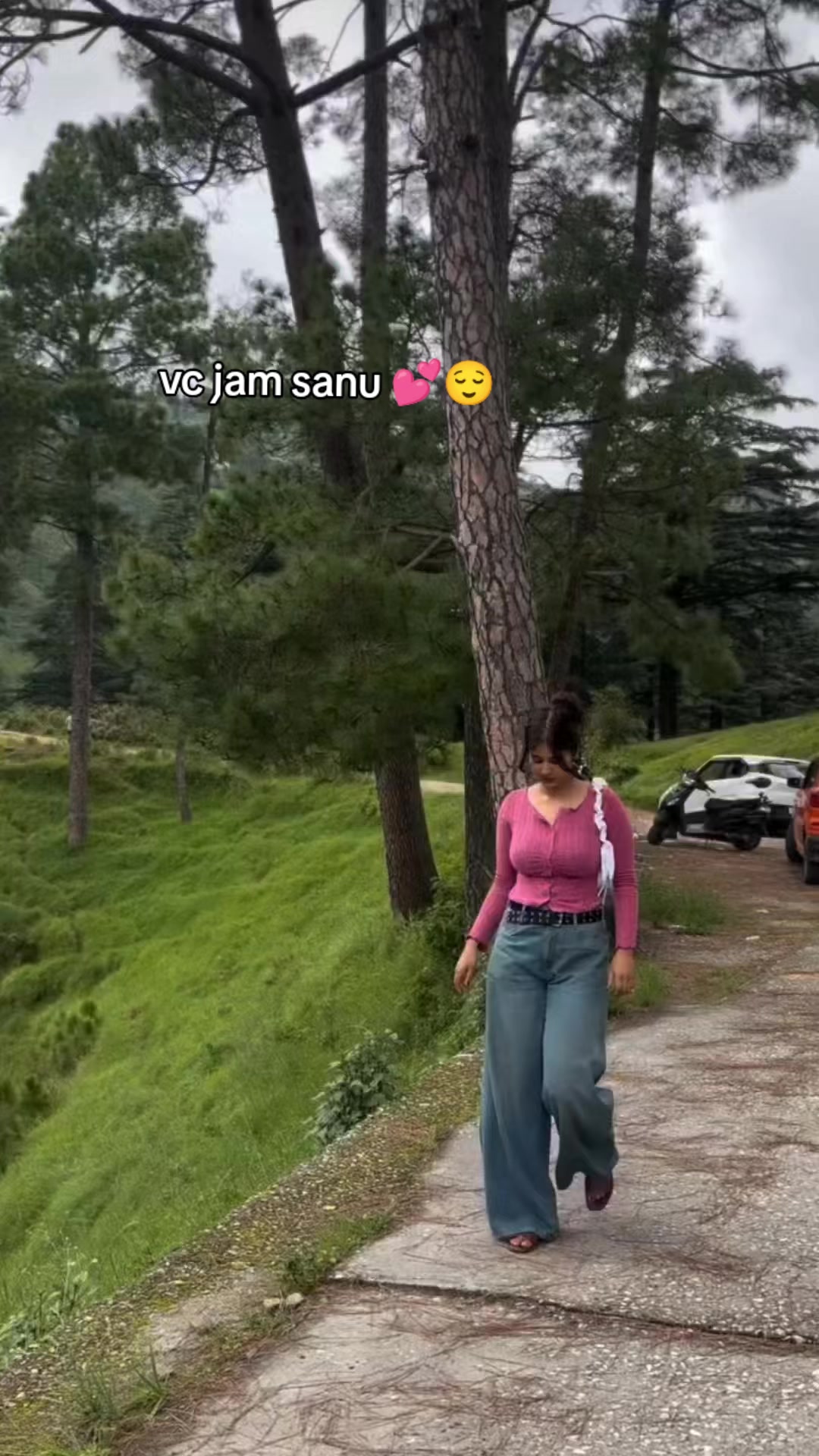 @Aaditi poudel💕