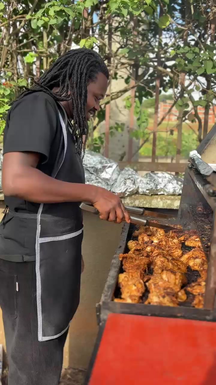 @🇺🇬Guy Wenyama 🇺🇬