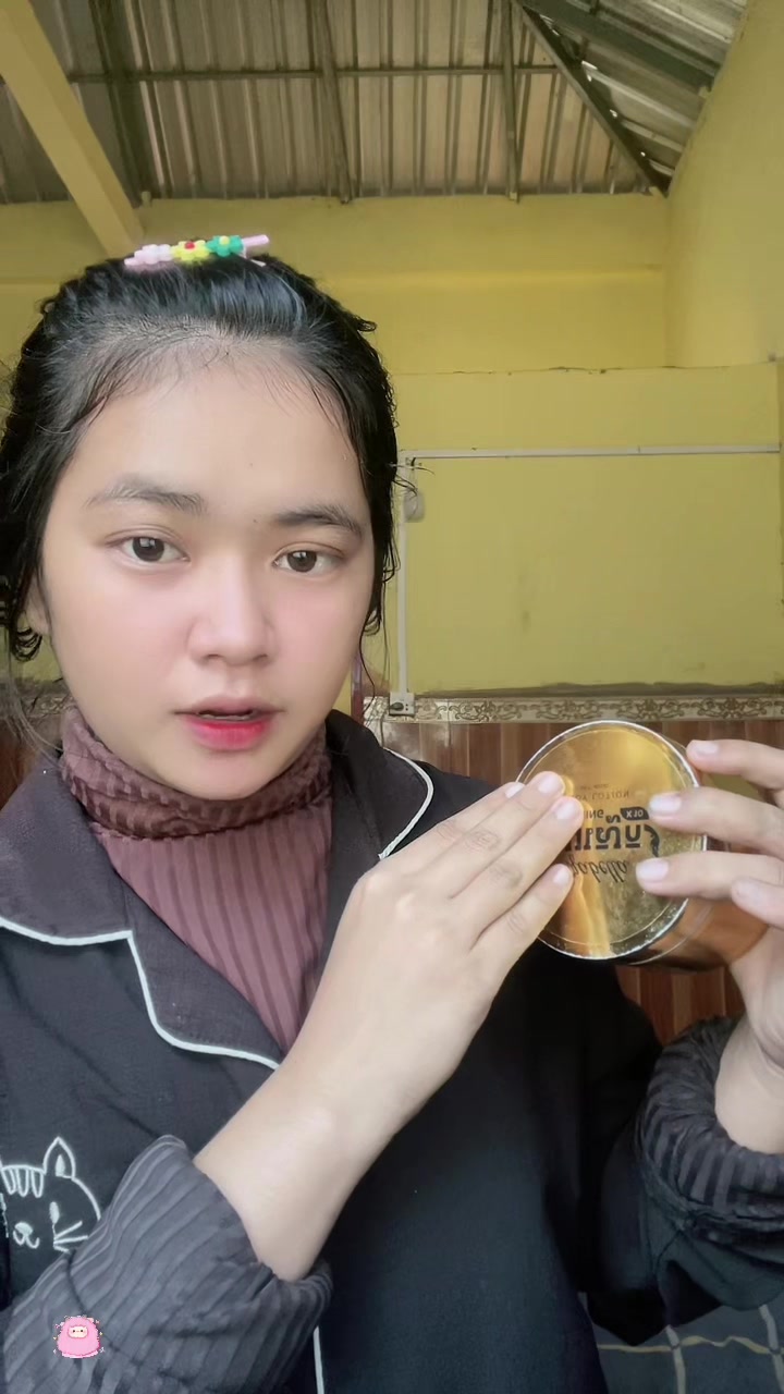 @👩&zwj;🦳🇰🇭👱&zwj;♂️🇻🇳