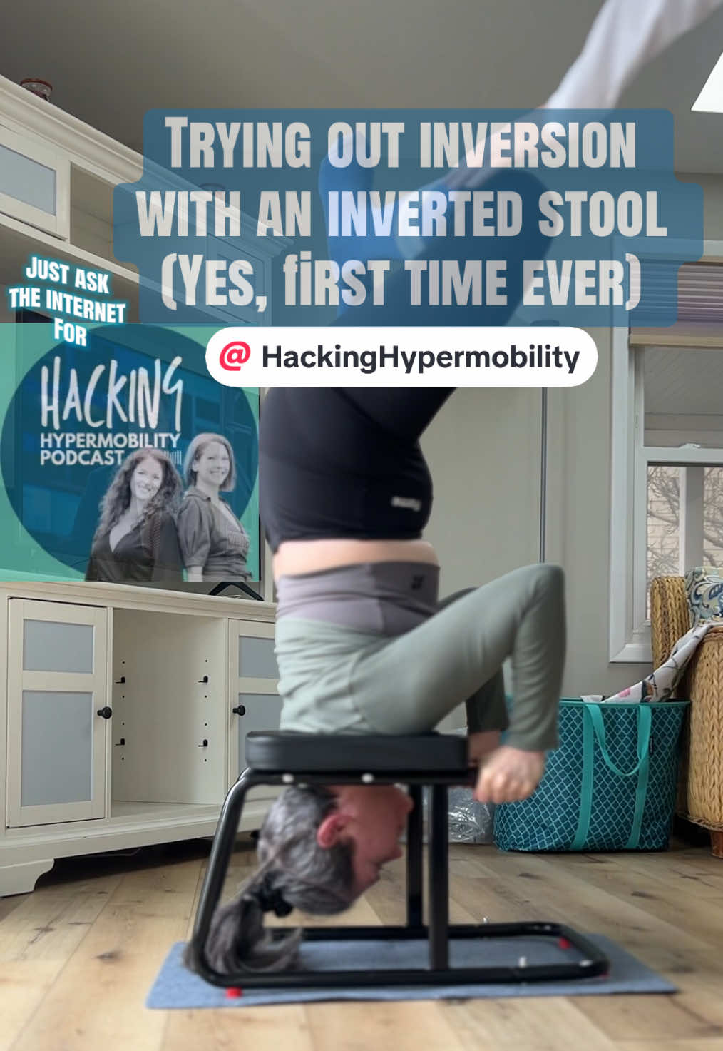 @ShelliSitsWeirdly