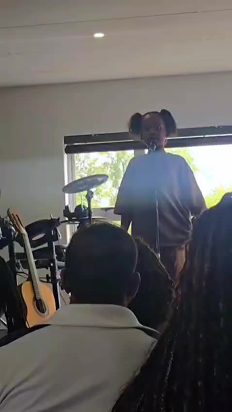 @tshepy_thauru