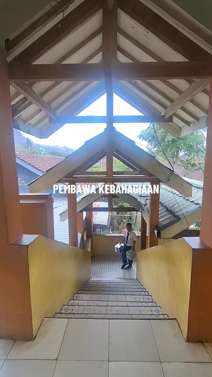 @miss_intan18