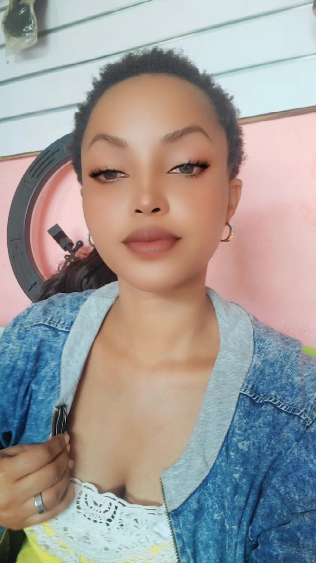 @Toto-la-kisangi